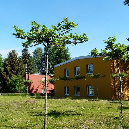 Hotel Kreuzbruchhof Burg Stargard Exterior foto