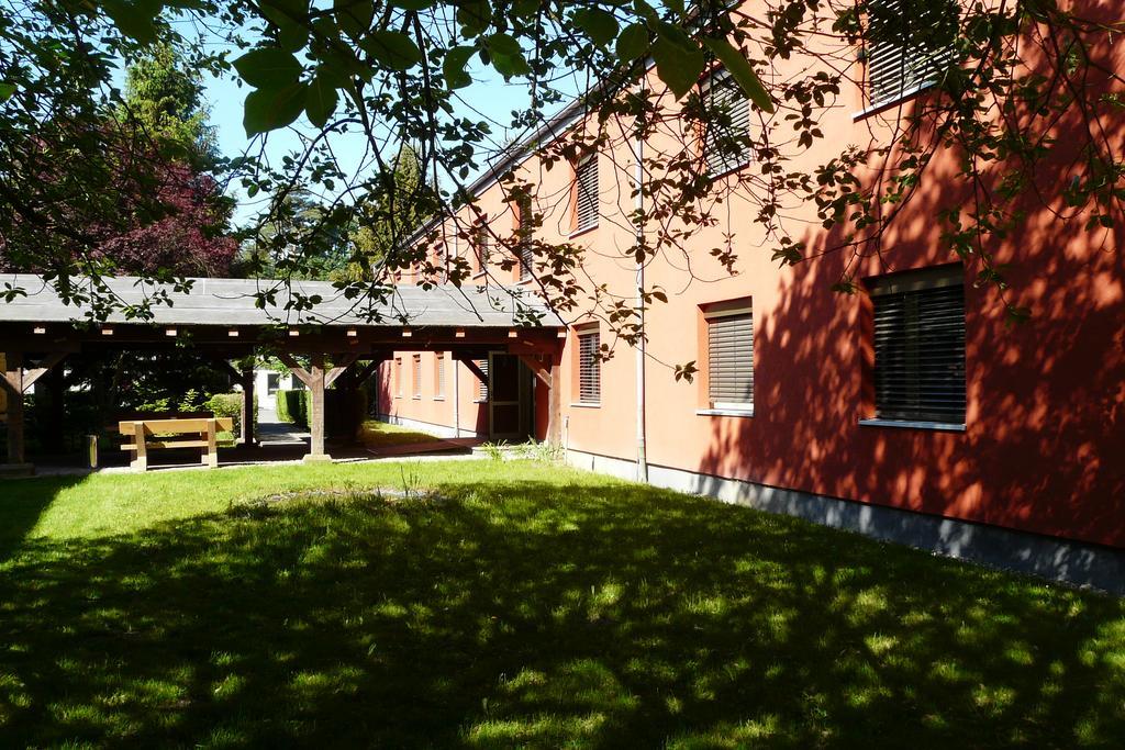 Hotel Kreuzbruchhof Burg Stargard Exterior foto