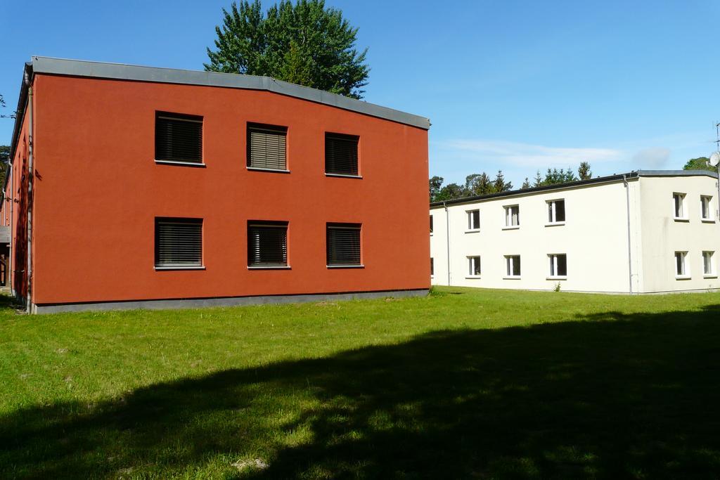 Hotel Kreuzbruchhof Burg Stargard Exterior foto